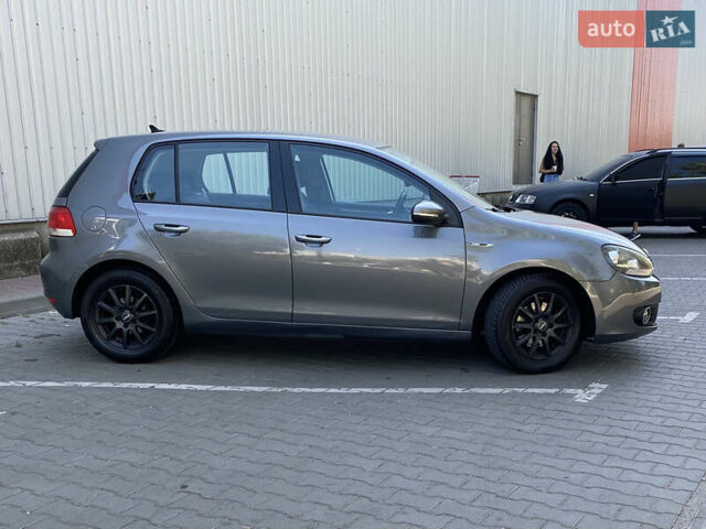 Серый Фольксваген Гольф, объемом двигателя 1.39 л и пробегом 300 тыс. км за 6700 $, фото 7 на Automoto.ua