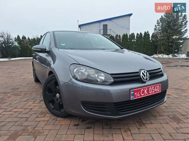 Серый Фольксваген Гольф, объемом двигателя 1.6 л и пробегом 223 тыс. км за 7650 $, фото 2 на Automoto.ua