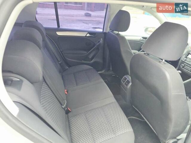 Серый Фольксваген Гольф, объемом двигателя 1.6 л и пробегом 299 тыс. км за 6500 $, фото 5 на Automoto.ua