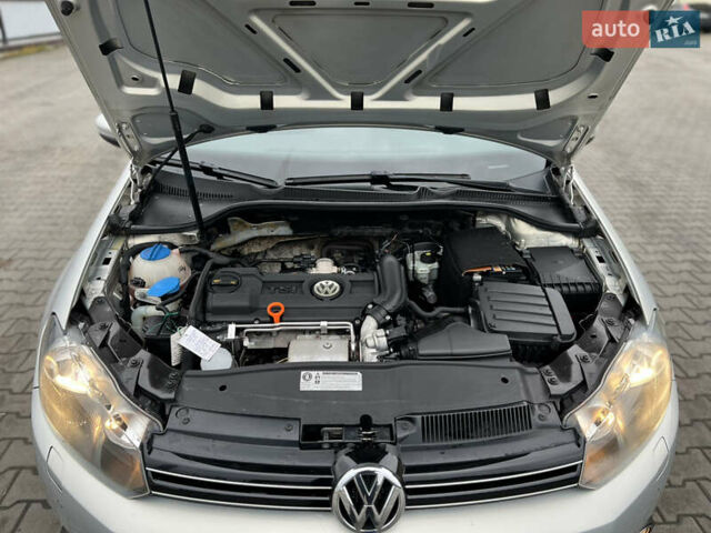 Серый Фольксваген Гольф, объемом двигателя 1.4 л и пробегом 209 тыс. км за 8800 $, фото 35 на Automoto.ua