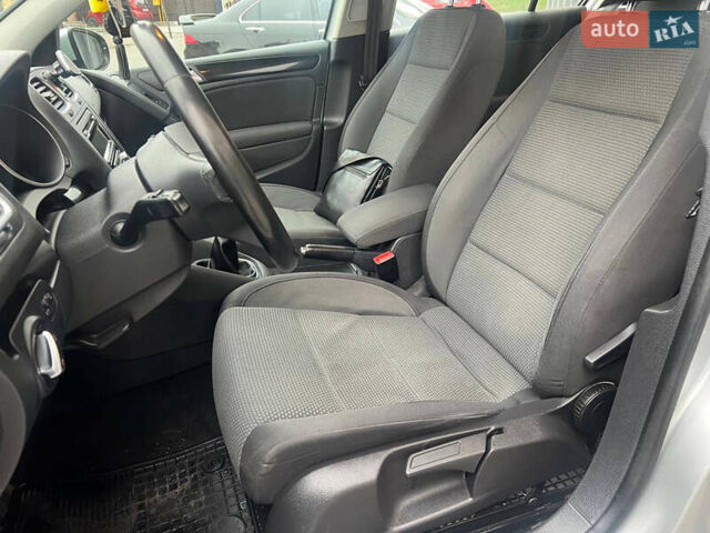 Серый Фольксваген Гольф, объемом двигателя 1.6 л и пробегом 267 тыс. км за 6650 $, фото 30 на Automoto.ua