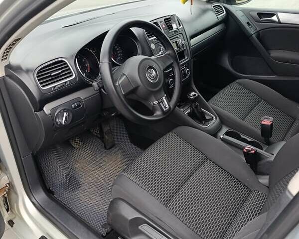 Серый Фольксваген Гольф, объемом двигателя 1.39 л и пробегом 211 тыс. км за 6999 $, фото 19 на Automoto.ua