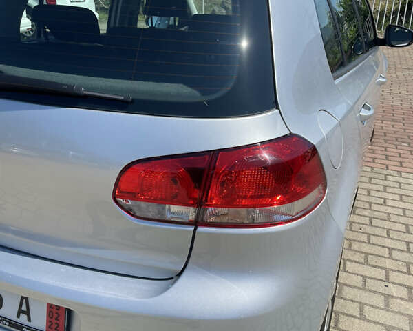 Сірий Фольксваген Гольф, об'ємом двигуна 1.39 л та пробігом 137 тис. км за 7700 $, фото 49 на Automoto.ua