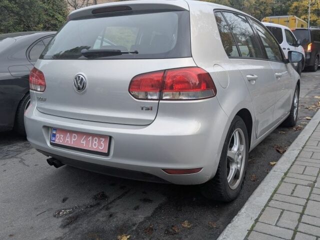 Фольксваген Гольф 2010 в Вышгороде на Automoto.ua Серый Фольксваген Гольф, объемом двигателя 1.4 л и пробегом 186 тыс. км за 7990 $, фото 3 на Automoto.ua