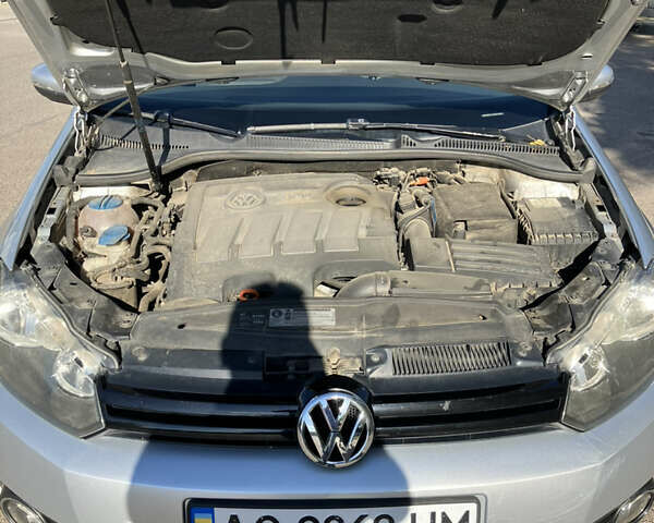 Серый Фольксваген Гольф, объемом двигателя 1.6 л и пробегом 300 тыс. км за 6500 $, фото 8 на Automoto.ua