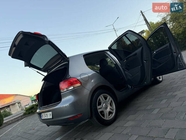 Серый Фольксваген Гольф, объемом двигателя 1.6 л и пробегом 155 тыс. км за 8450 $, фото 22 на Automoto.ua