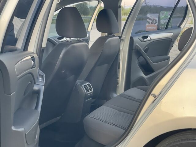 Серый Фольксваген Гольф, объемом двигателя 1.4 л и пробегом 232 тыс. км за 7300 $, фото 19 на Automoto.ua