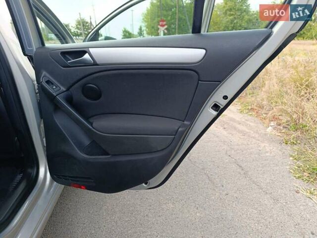 Серый Фольксваген Гольф, объемом двигателя 1.39 л и пробегом 210 тыс. км за 7150 $, фото 31 на Automoto.ua