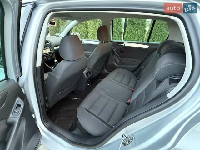Сірий Фольксваген Гольф, об'ємом двигуна 1.39 л та пробігом 185 тис. км за 7999 $, фото 60 на Automoto.ua
