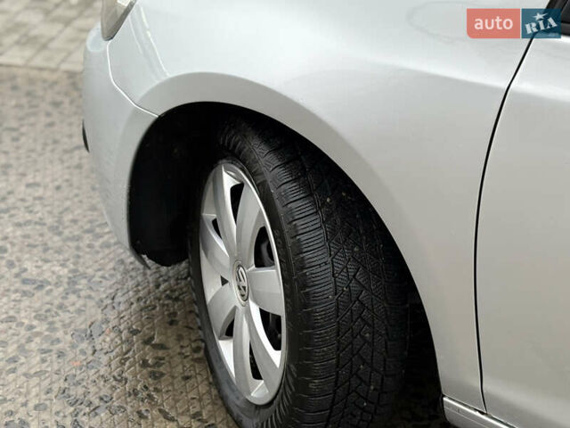 Серый Фольксваген Гольф, объемом двигателя 1.6 л и пробегом 228 тыс. км за 6799 $, фото 13 на Automoto.ua