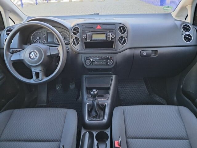 Сірий Фольксваген Гольф, об'ємом двигуна 0 л та пробігом 186 тис. км за 7100 $, фото 5 на Automoto.ua