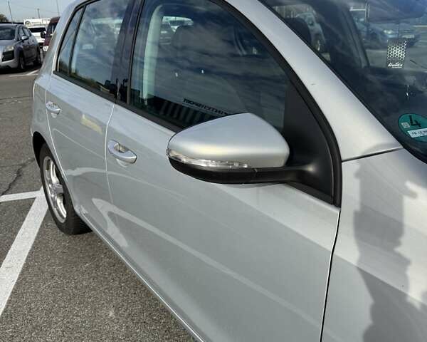 Сірий Фольксваген Гольф, об'ємом двигуна 1.39 л та пробігом 186 тис. км за 7900 $, фото 20 на Automoto.ua