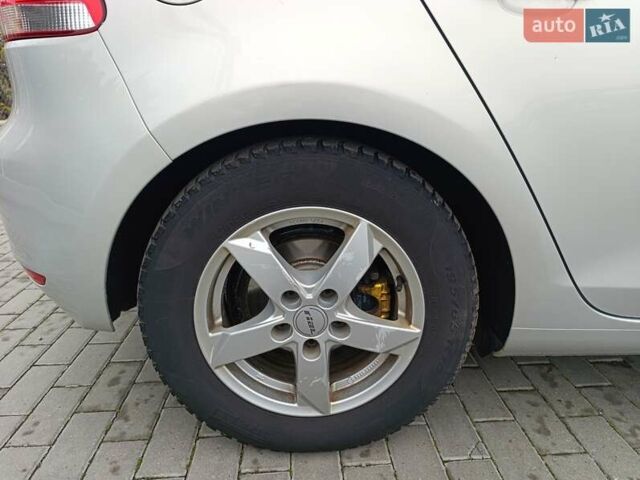 Серый Фольксваген Гольф, объемом двигателя 1.39 л и пробегом 211 тыс. км за 6999 $, фото 17 на Automoto.ua