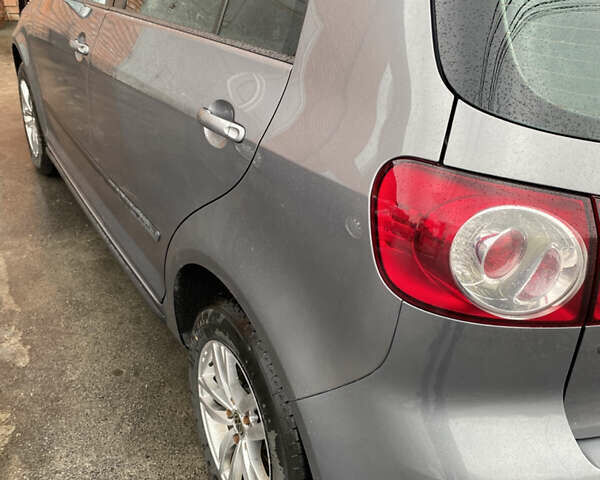 Фольксваген Гольф 2010 в Виннице на Automoto.ua Серый Фольксваген Гольф, объемом двигателя 1.39 л и пробегом 162 тыс. км за 7250 $, фото 4 на Automoto.ua