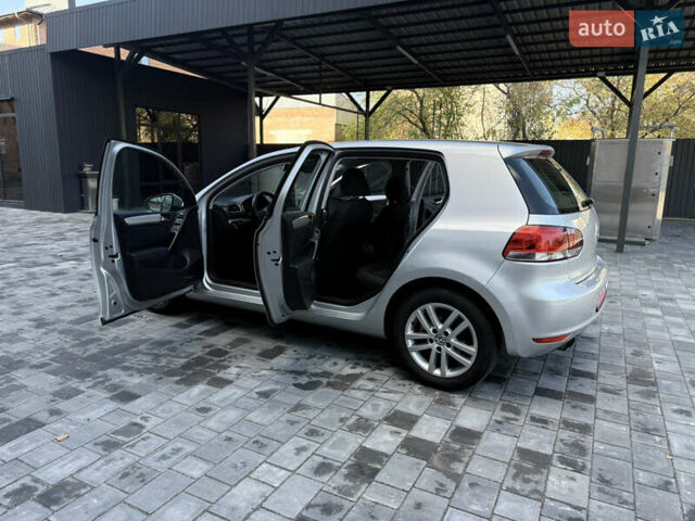 Серый Фольксваген Гольф, объемом двигателя 1.4 л и пробегом 167 тыс. км за 8500 $, фото 65 на Automoto.ua