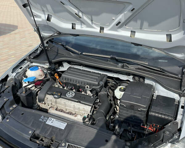 Сірий Фольксваген Гольф, об'ємом двигуна 1.39 л та пробігом 137 тис. км за 7700 $, фото 9 на Automoto.ua