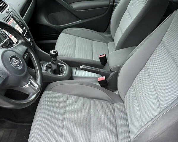 Серый Фольксваген Гольф, объемом двигателя 1.4 л и пробегом 179 тыс. км за 7200 $, фото 16 на Automoto.ua