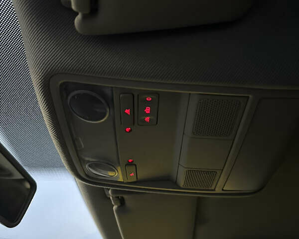 Серый Фольксваген Гольф, объемом двигателя 1.2 л и пробегом 189 тыс. км за 8200 $, фото 17 на Automoto.ua