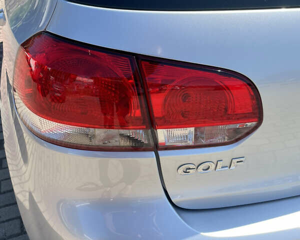 Сірий Фольксваген Гольф, об'ємом двигуна 1.39 л та пробігом 137 тис. км за 7700 $, фото 48 на Automoto.ua