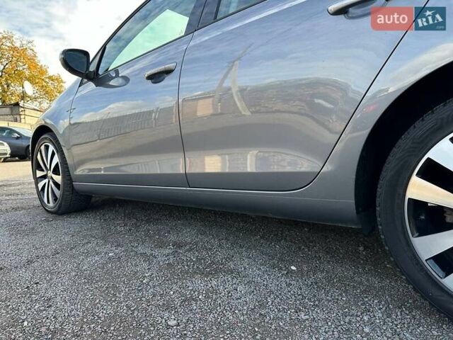 Серый Фольксваген Гольф, объемом двигателя 1.39 л и пробегом 248 тыс. км за 8200 $, фото 20 на Automoto.ua
