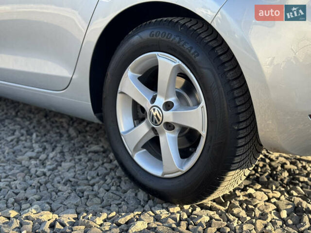 Серый Фольксваген Гольф, объемом двигателя 1.39 л и пробегом 200 тыс. км за 9200 $, фото 20 на Automoto.ua