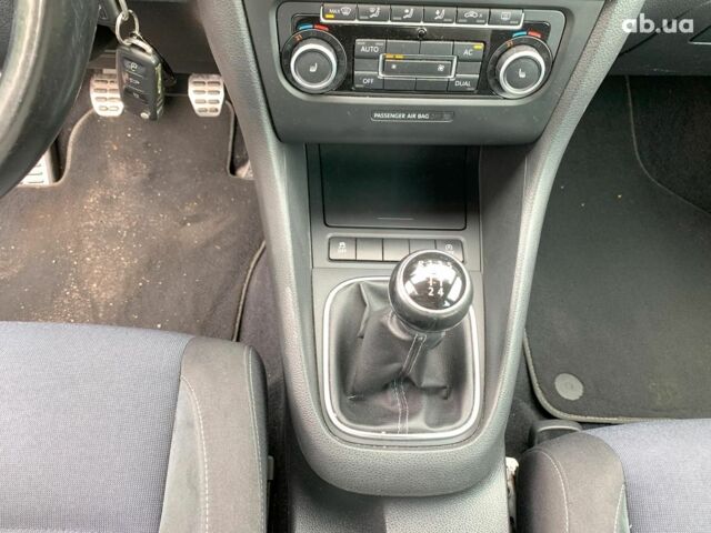 Сірий Фольксваген Гольф, об'ємом двигуна 1.6 л та пробігом 223 тис. км за 8790 $, фото 27 на Automoto.ua