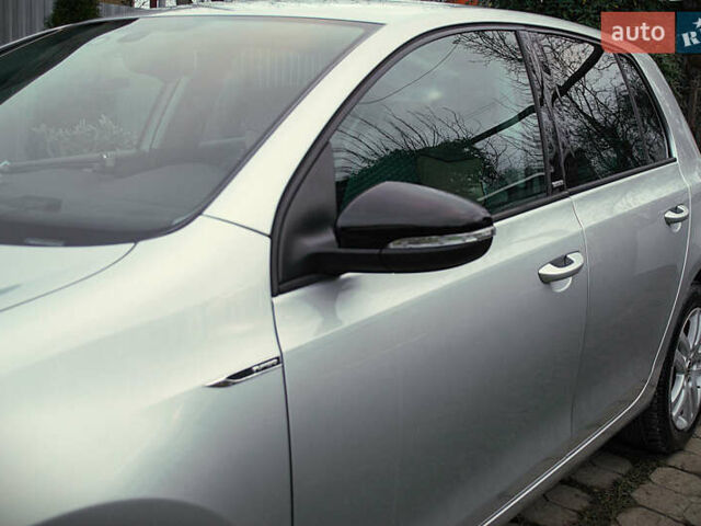 Серый Фольксваген Гольф, объемом двигателя 1.2 л и пробегом 235 тыс. км за 9200 $, фото 5 на Automoto.ua