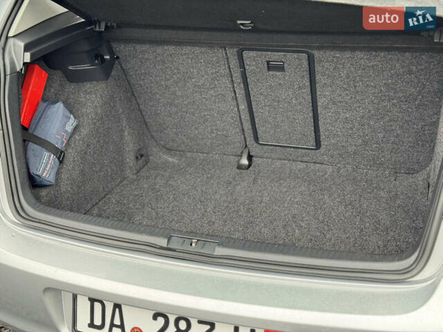 Серый Фольксваген Гольф, объемом двигателя 1.39 л и пробегом 180 тыс. км за 9880 $, фото 34 на Automoto.ua