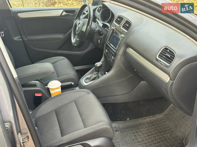 Серый Фольксваген Гольф, объемом двигателя 1.6 л и пробегом 284 тыс. км за 7750 $, фото 6 на Automoto.ua