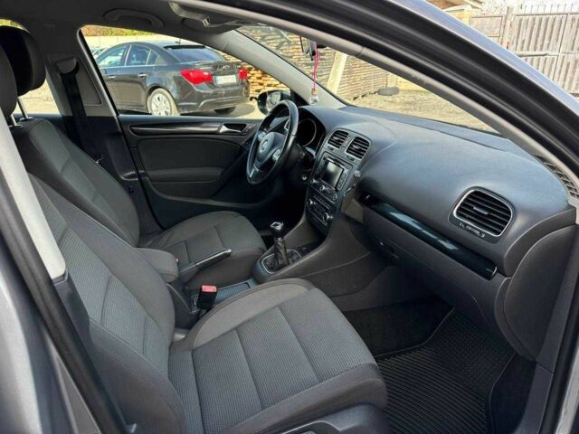 Серый Фольксваген Гольф, объемом двигателя 1.4 л и пробегом 248 тыс. км за 7999 $, фото 19 на Automoto.ua