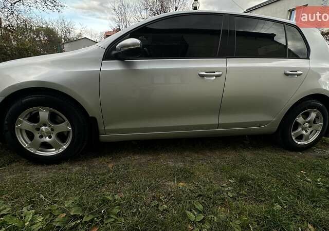 Сірий Фольксваген Гольф, об'ємом двигуна 1.6 л та пробігом 197 тис. км за 7750 $, фото 1 на Automoto.ua