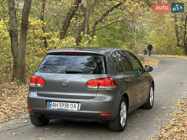 Серый Фольксваген Гольф, объемом двигателя 1.6 л и пробегом 284 тыс. км за 7750 $, фото 3 на Automoto.ua