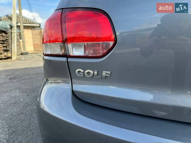 Серый Фольксваген Гольф, объемом двигателя 1.39 л и пробегом 248 тыс. км за 8200 $, фото 16 на Automoto.ua