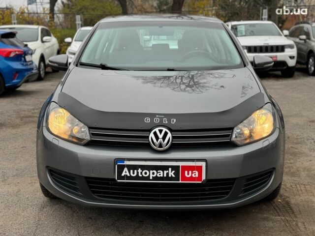 Сірий Фольксваген Гольф, об'ємом двигуна 1.6 л та пробігом 250 тис. км за 8690 $, фото 1 на Automoto.ua
