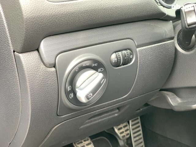 Сірий Фольксваген Гольф, об'ємом двигуна 1.6 л та пробігом 223 тис. км за 8790 $, фото 22 на Automoto.ua