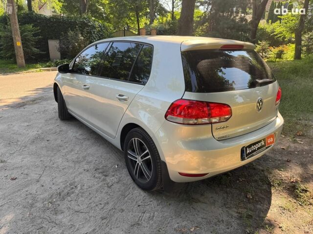 Серый Фольксваген Гольф, объемом двигателя 1.6 л и пробегом 203 тыс. км за 8490 $, фото 6 на Automoto.ua