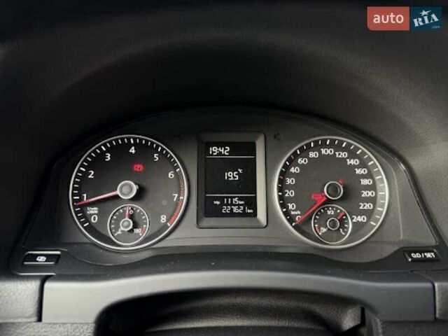 Серый Фольксваген Гольф, объемом двигателя 1.39 л и пробегом 227 тыс. км за 10500 $, фото 8 на Automoto.ua