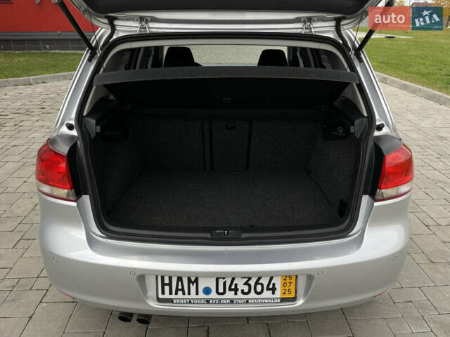 Серый Фольксваген Гольф, объемом двигателя 2 л и пробегом 257 тыс. км за 8350 $, фото 99 на Automoto.ua