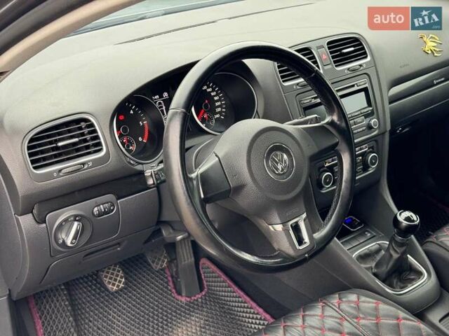 Сірий Фольксваген Гольф, об'ємом двигуна 1.6 л та пробігом 250 тис. км за 8690 $, фото 14 на Automoto.ua