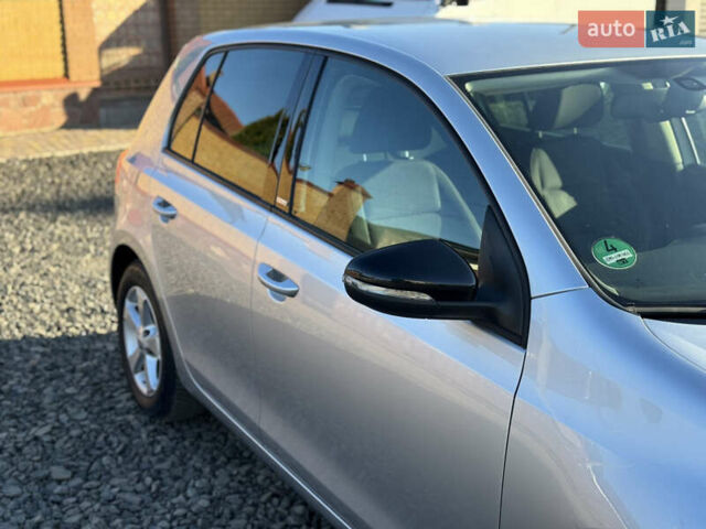 Серый Фольксваген Гольф, объемом двигателя 1.39 л и пробегом 200 тыс. км за 9200 $, фото 5 на Automoto.ua