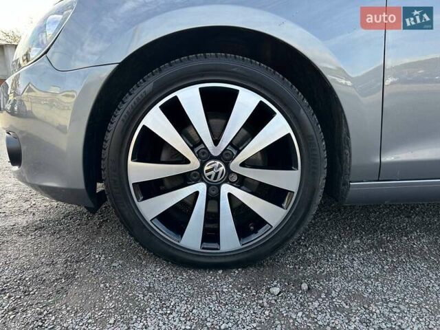 Серый Фольксваген Гольф, объемом двигателя 1.39 л и пробегом 248 тыс. км за 8200 $, фото 22 на Automoto.ua