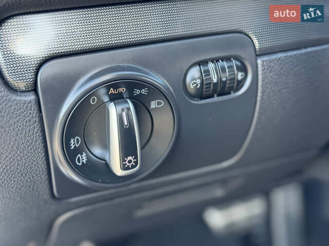 Серый Фольксваген Гольф, объемом двигателя 1.39 л и пробегом 200 тыс. км за 9200 $, фото 42 на Automoto.ua