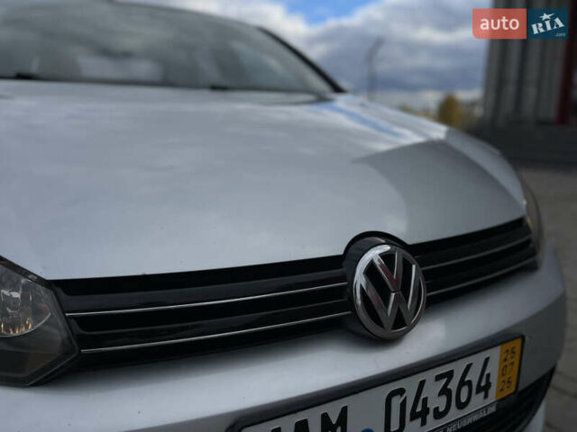 Серый Фольксваген Гольф, объемом двигателя 2 л и пробегом 257 тыс. км за 8350 $, фото 13 на Automoto.ua
