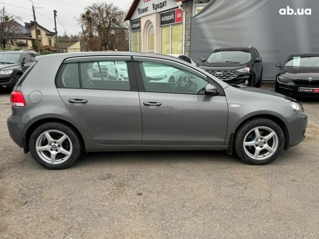 Сірий Фольксваген Гольф, об'ємом двигуна 1.6 л та пробігом 250 тис. км за 8690 $, фото 4 на Automoto.ua