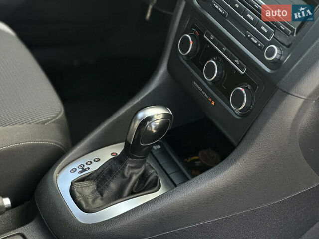 Сірий Фольксваген Гольф, об'ємом двигуна 2.48 л та пробігом 280 тис. км за 7150 $, фото 26 на Automoto.ua