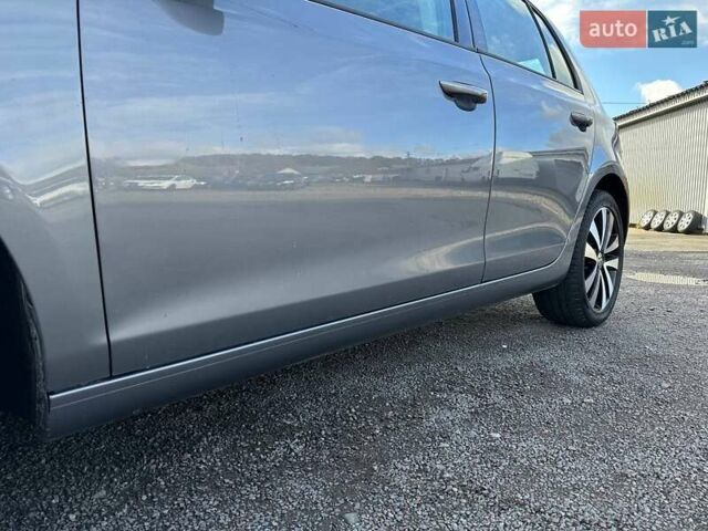 Серый Фольксваген Гольф, объемом двигателя 1.39 л и пробегом 248 тыс. км за 8200 $, фото 21 на Automoto.ua