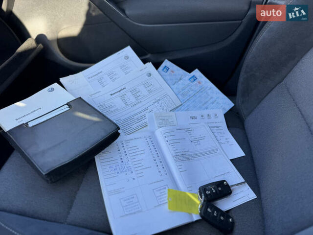 Серый Фольксваген Гольф, объемом двигателя 1.39 л и пробегом 200 тыс. км за 9200 $, фото 44 на Automoto.ua