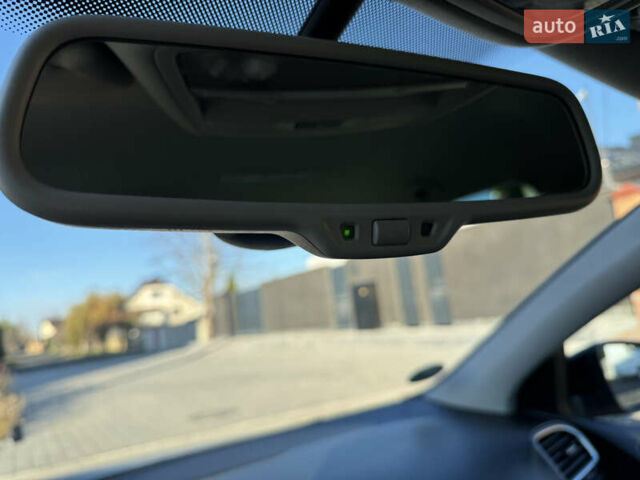 Серый Фольксваген Гольф, объемом двигателя 1.39 л и пробегом 200 тыс. км за 9200 $, фото 43 на Automoto.ua