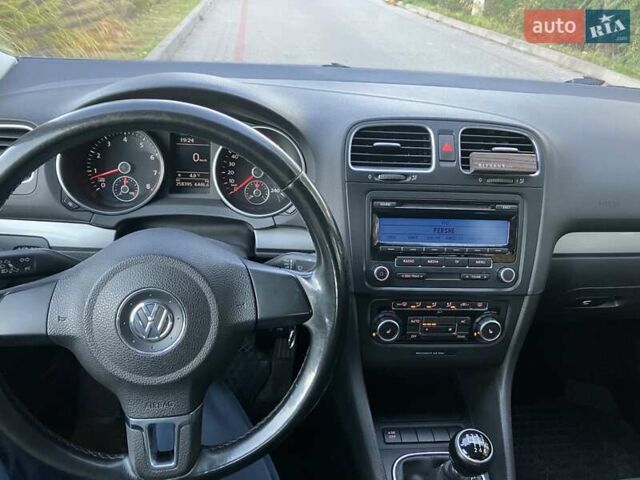 Сірий Фольксваген Гольф, об'ємом двигуна 1.39 л та пробігом 258 тис. км за 6800 $, фото 9 на Automoto.ua