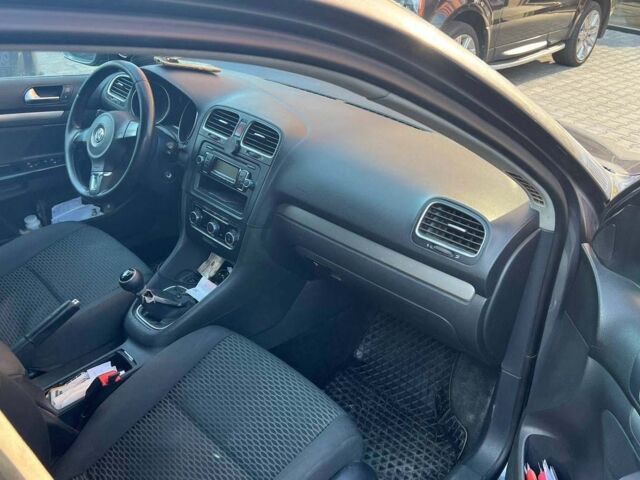 Сірий Фольксваген Гольф, об'ємом двигуна 1.6 л та пробігом 354 тис. км за 8499 $, фото 9 на Automoto.ua